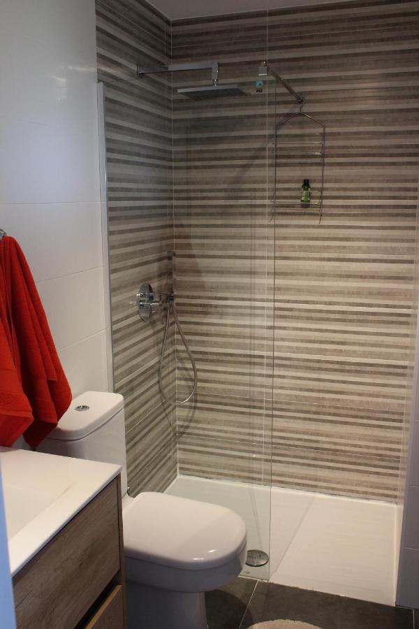 New Apartment With Sea View Of Andrew And Natallia Campoamor Esterno foto