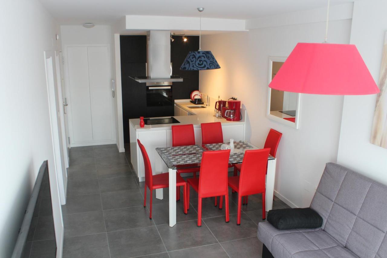 New Apartment With Sea View Of Andrew And Natallia Campoamor Esterno foto